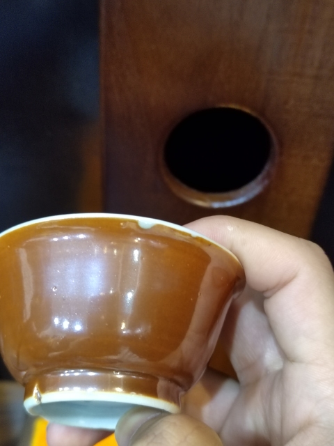 古玩陶瓷外醬釉內青花杯盤拍賣，當前價格3200元