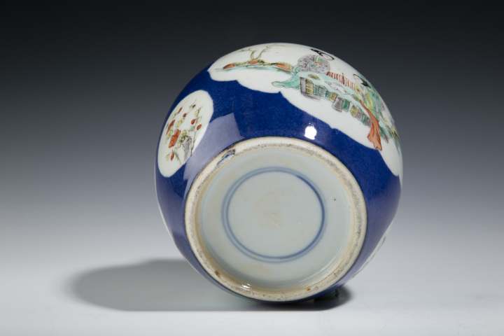 古玩陶瓷清晚·灑藍(lán)釉開窗花卉人物紋罐拍賣，當(dāng)前價(jià)格4800元