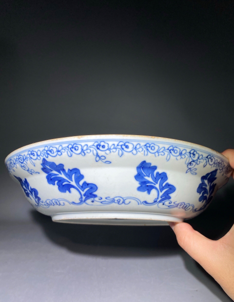 古玩陶瓷民國·青花花卉紋盤真品鑒賞圖