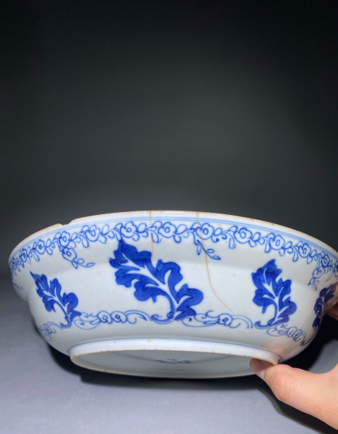 古玩陶瓷民國·青花花卉紋盤真品鑒賞圖