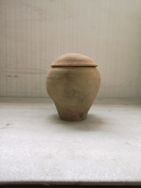 古玩陶瓷灰陶蓋罐拍賣,當前價格550元