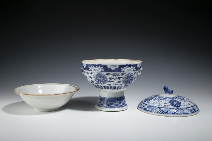 古玩陶瓷(二級官窯)清晚精品·青花纏枝蓮紋溫鍋拍賣,當前價格23085元
