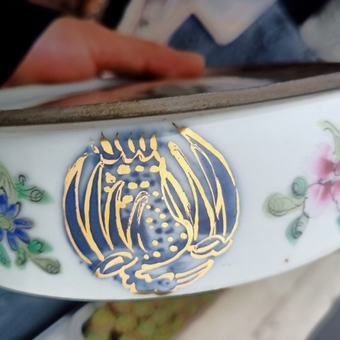古玩陶瓷民國青花粉彩描金花卉團鶴紋疊盒拍賣,當前價格3999元