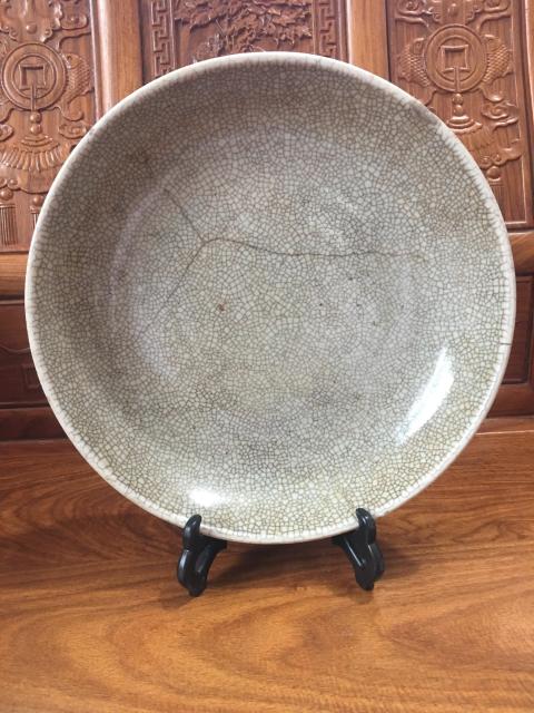 古玩陶瓷（清中期）哥釉七星大盤拍賣，當前價格1888元