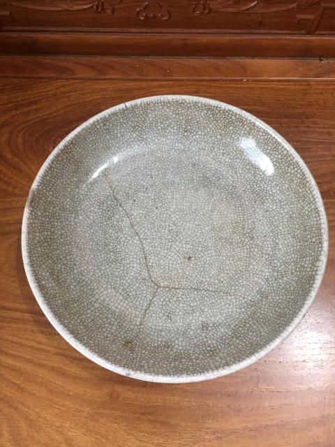 古玩陶瓷（清中期）哥釉七星大盤拍賣，當前價格1888元