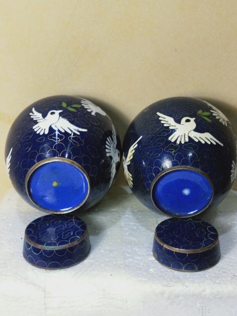 古玩陶瓷創匯·銅胎掐絲琺瑯花鳥紋小蓋罐一對真品鑒賞圖