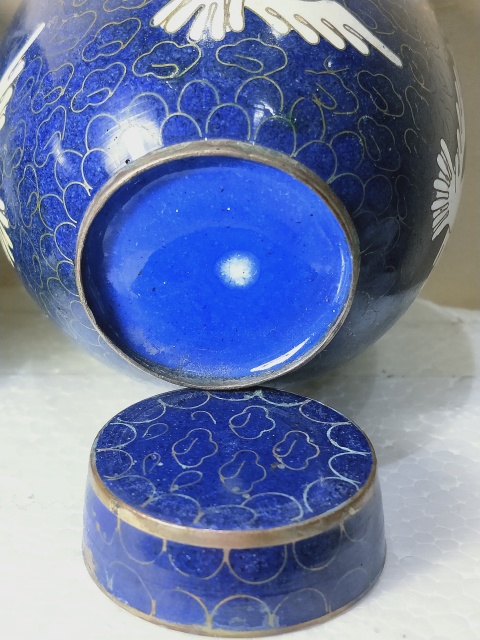 古玩陶瓷創匯·銅胎掐絲琺瑯花鳥紋小蓋罐一對真品鑒賞圖