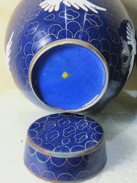 古玩陶瓷創匯·銅胎掐絲琺瑯花鳥紋小蓋罐一對真品鑒賞圖