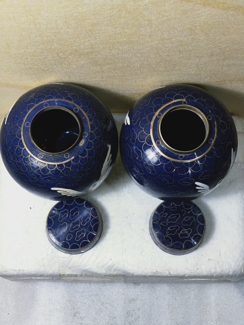 古玩陶瓷創匯·銅胎掐絲琺瑯花鳥紋小蓋罐一對真品鑒賞圖