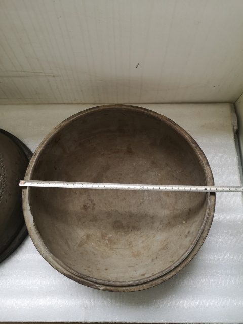 古玩陶瓷灰陶印花蓋盆拍賣，當前價格1100元