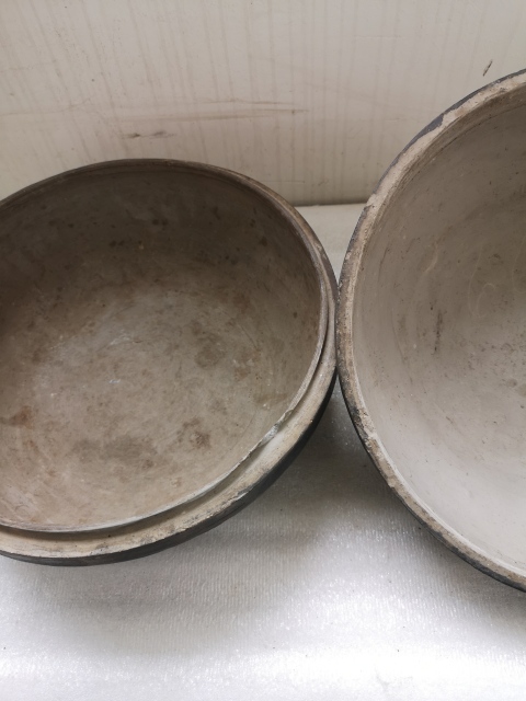 古玩陶瓷灰陶印花蓋盆拍賣，當前價格1100元