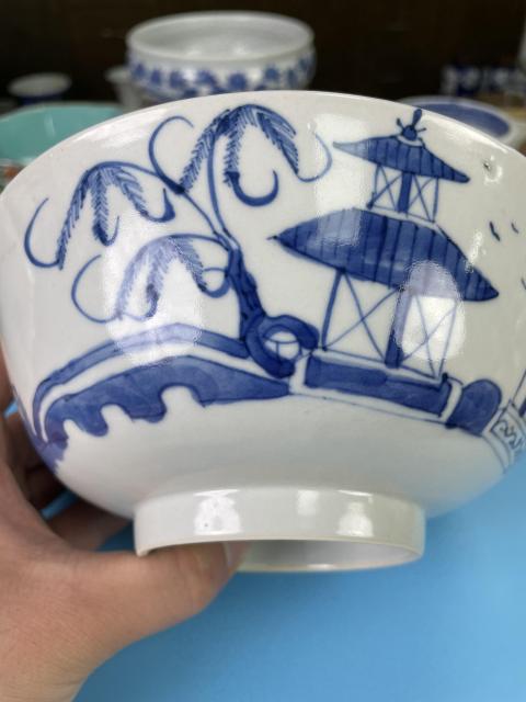 古玩陶瓷清中期 極品青花樓臺(tái)亭閣山水紋大碗拍賣，當(dāng)前價(jià)格1650元