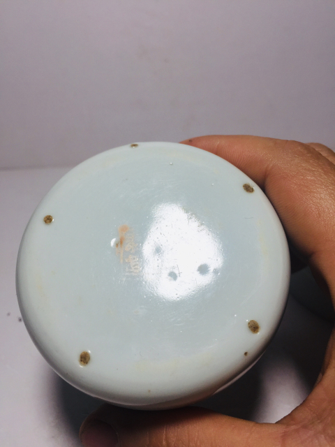 古玩陶瓷白釉壽桃扭溫酒器拍賣，當(dāng)前價格0元