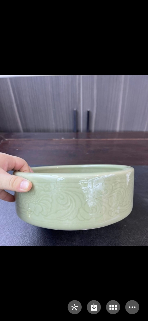 古玩陶瓷冬青釉刻花洗拍賣,當(dāng)前價(jià)格6800元