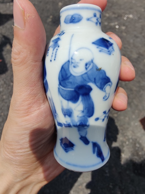 古玩陶瓷晚清人物市井之徒一對青花瓶拍賣，當前價格4680元