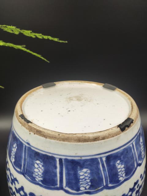 古玩陶瓷順治云龍三現香爐拍賣,當前價格16800元