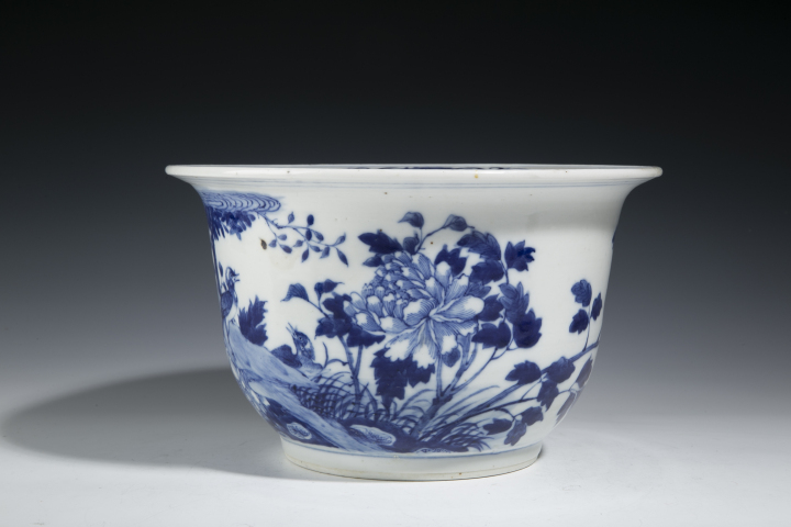 古玩陶瓷(已實物保真)青花花鳥紋花盆拍賣，當前價格4688元