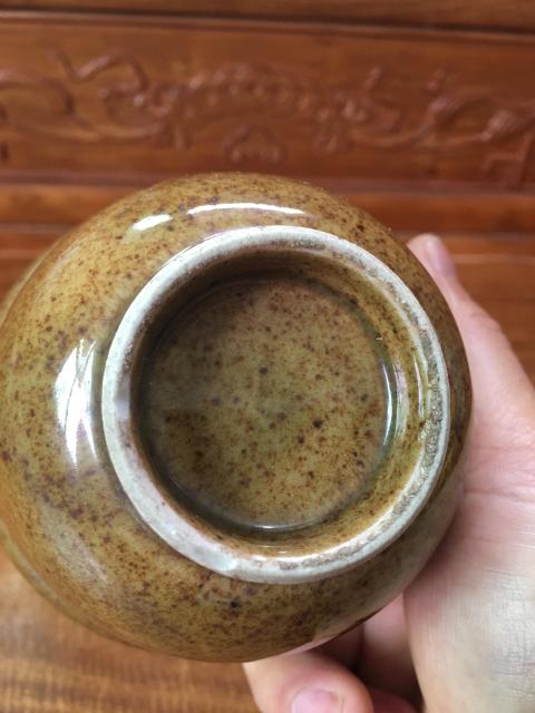 古玩陶瓷精品鱔魚黃釉蓋碗拍賣，當前價格0元