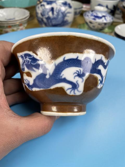 古玩陶瓷民國 醬釉開光青花龍紋碗（官窯五爪龍）拍賣，當(dāng)前價格1299元