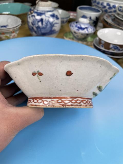 古玩陶瓷清晚 松石綠釉大雞圖粉彩貢碗拍賣，當(dāng)前價(jià)格820元