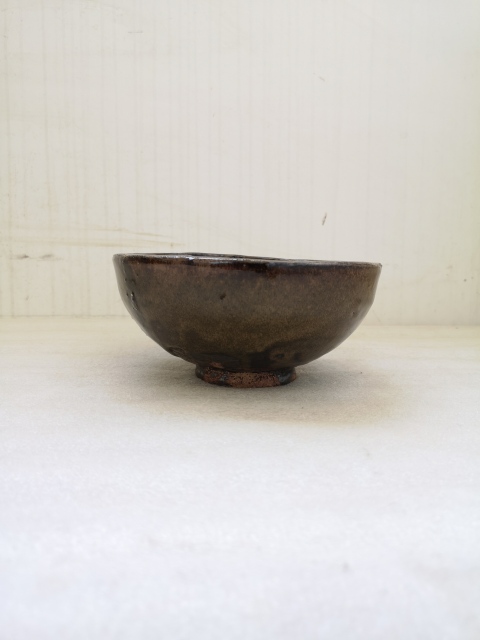 古玩陶瓷磁州窯系茶葉末釉碗拍賣,當(dāng)前價(jià)格580元