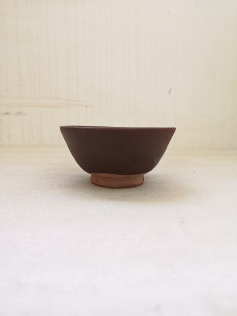 古玩陶瓷磁州窯系紫金釉碗拍賣,當(dāng)前價(jià)格580元
