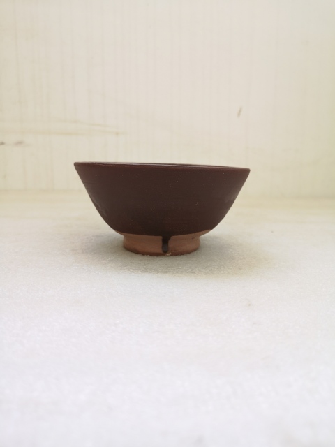 古玩陶瓷磁州窯系紫金釉碗拍賣,當(dāng)前價(jià)格580元