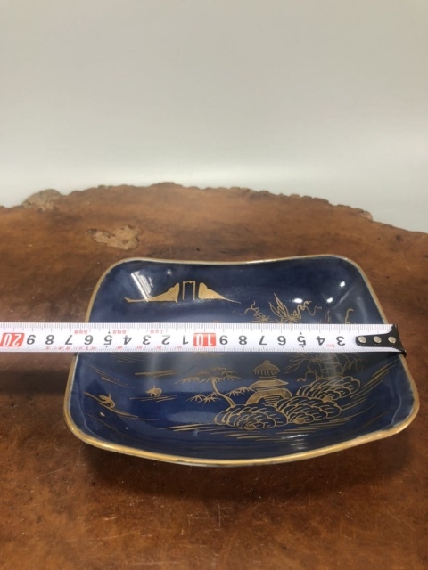 古玩陶瓷藍釉描金山水紋四方盤拍賣，當前價格670元