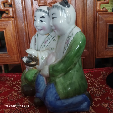 古玩陶瓷民國醴陵窯釉下五彩和合二仙塑像拍賣，當(dāng)前價(jià)格1888元