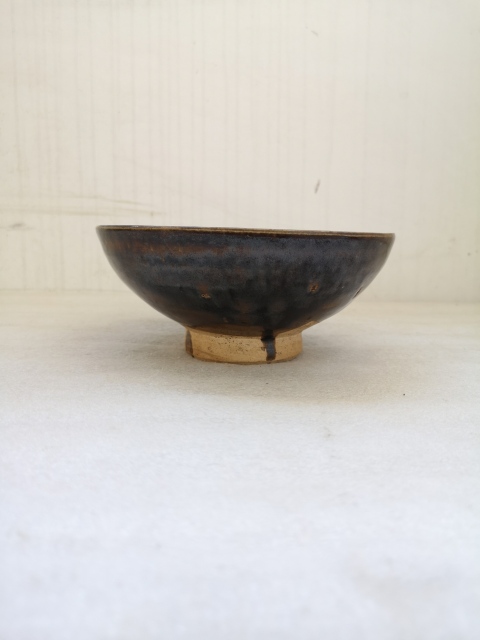 古玩陶瓷磁州窯窯變黑釉大碗拍賣(mài)，當(dāng)前價(jià)格680元