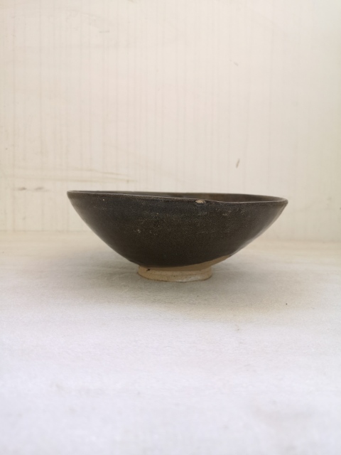 古玩陶瓷山西窯口茶葉末釉鐵銹斑紋碗拍賣，當前價格998元