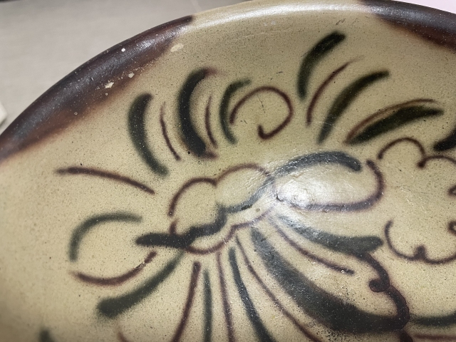 古玩陶瓷長沙窯褐綠彩花卉紋碗拍賣，當前價格13000元