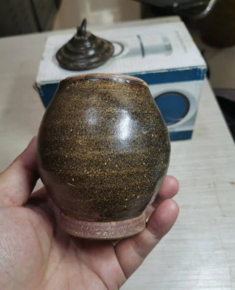 古玩陶瓷兩只蓋罐拍賣，當前價格3500元