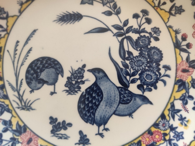 古玩陶瓷花鳥紋盤拍賣,當前價格188元