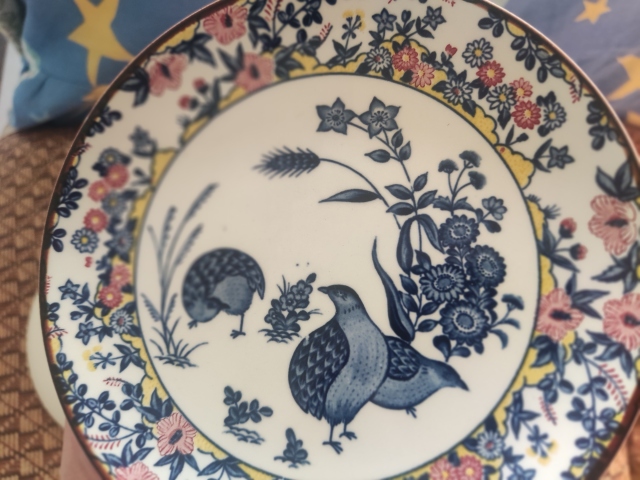 古玩陶瓷花鳥紋盤拍賣,當前價格188元