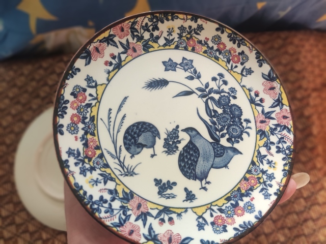 古玩陶瓷花鳥紋盤拍賣,當前價格188元