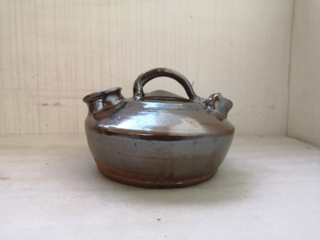 古玩陶瓷磁州窯紫金釉虎子拍賣,當前價格1200元