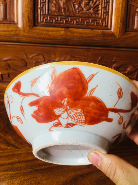 古玩陶瓷礬紅三多福壽紋碗拍賣,當前價格0元