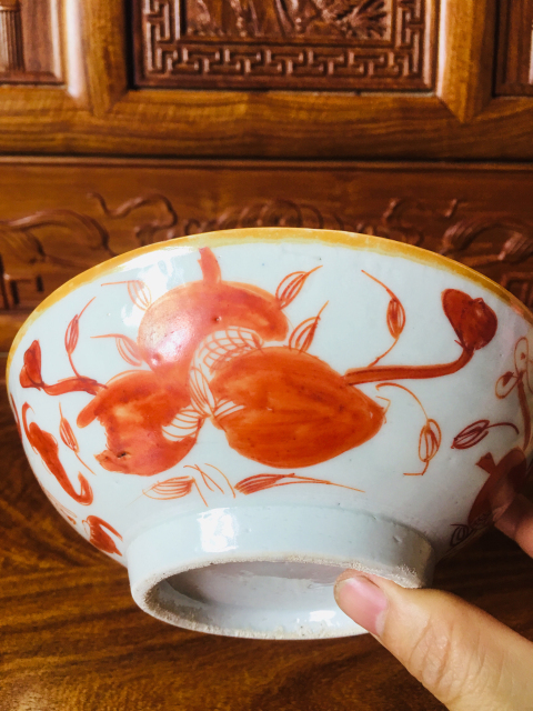 古玩陶瓷礬紅三多福壽紋碗拍賣,當前價格0元
