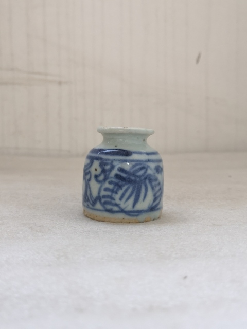 古玩陶瓷青花淡描花卉紋水盂拍賣,當前價格480元