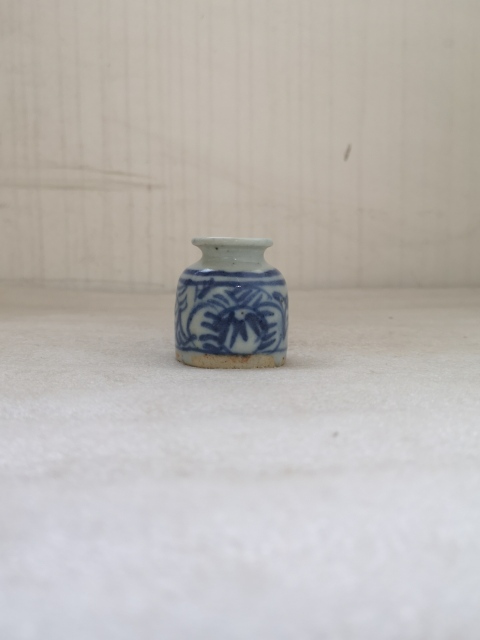 古玩陶瓷青花淡描花卉紋水盂拍賣,當前價格480元