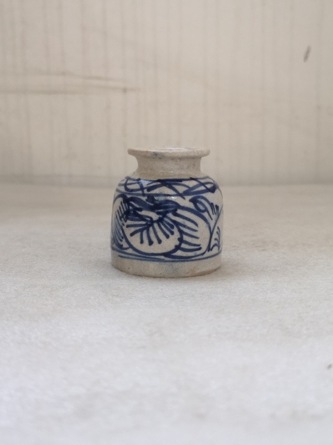 古玩陶瓷青花淡描花卉紋水盂拍賣,當前價格450元