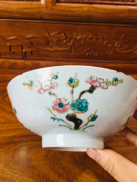 古玩陶瓷粉彩四季花卉紋碗拍賣，當前價格300元