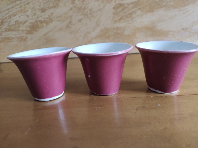 古玩陶瓷胭脂紅釉馬蹄杯拍賣,當前價格1970元
