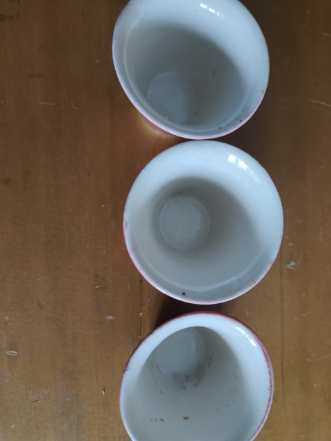 古玩陶瓷胭脂紅釉馬蹄杯拍賣,當前價格1970元