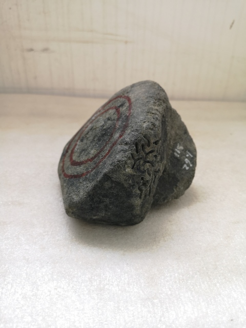 古玩玉器翡翠賭石拍賣,當前價格580元