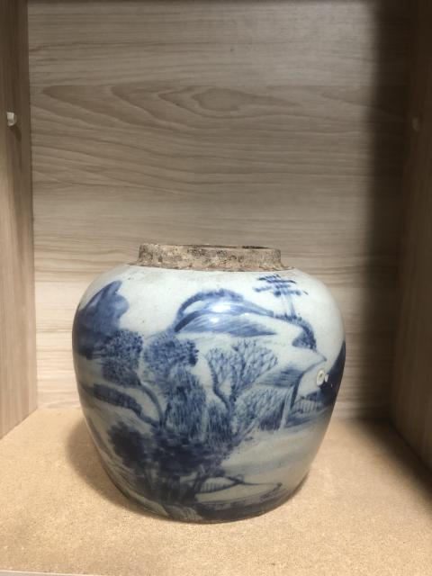 古玩陶瓷清中期山水紋青花罐拍賣，當前價格500元