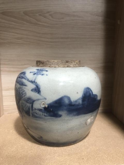 古玩陶瓷清中期山水紋青花罐拍賣，當前價格500元