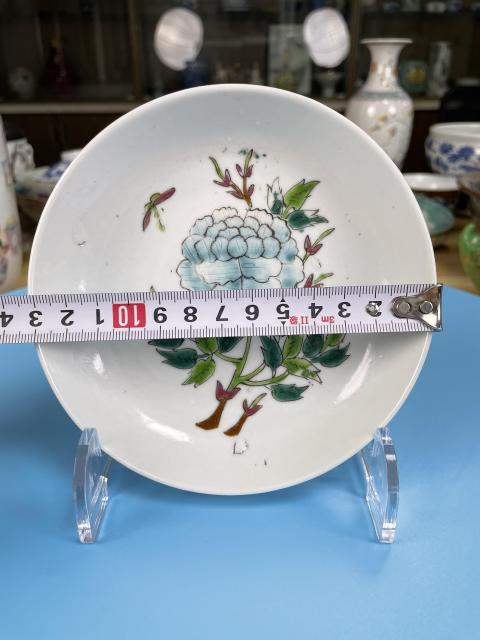古玩陶瓷民國 精品粉彩花蝶紋盤拍賣，當前價格460元
