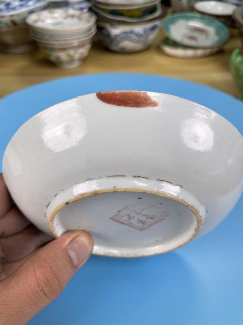 古玩陶瓷民國 精品粉彩花蝶紋盤拍賣，當前價格460元